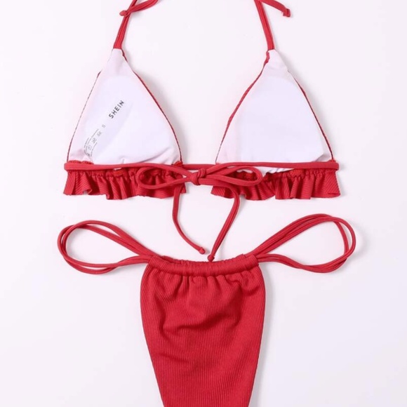 Bikini - Picture 2 of 2